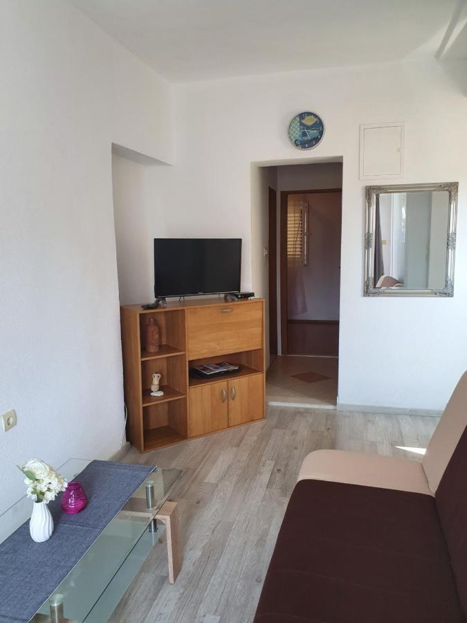 Apartman Dusanka Jovic มาคาร์สกา ภายนอก รูปภาพ